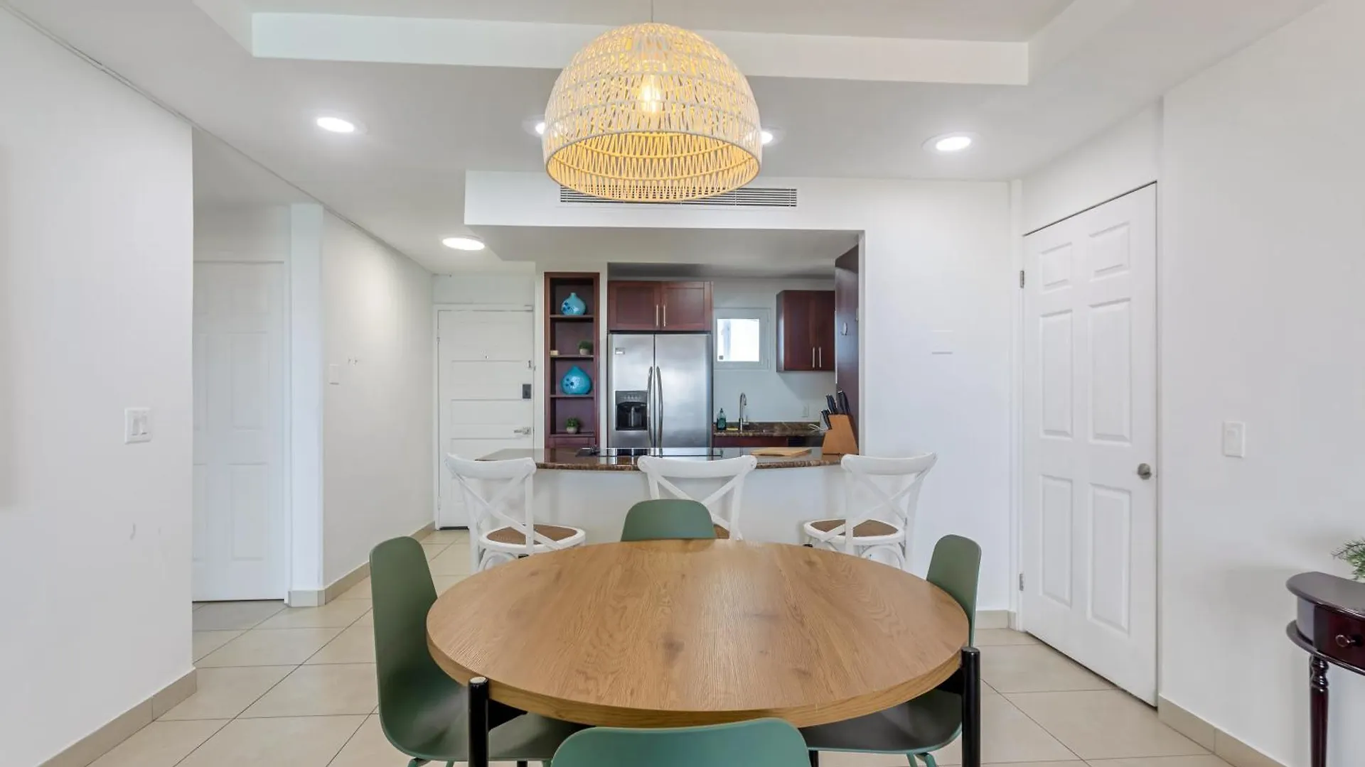Maho Beach House - Sand Bar Condo - 1 Bedroom Suite 0*,